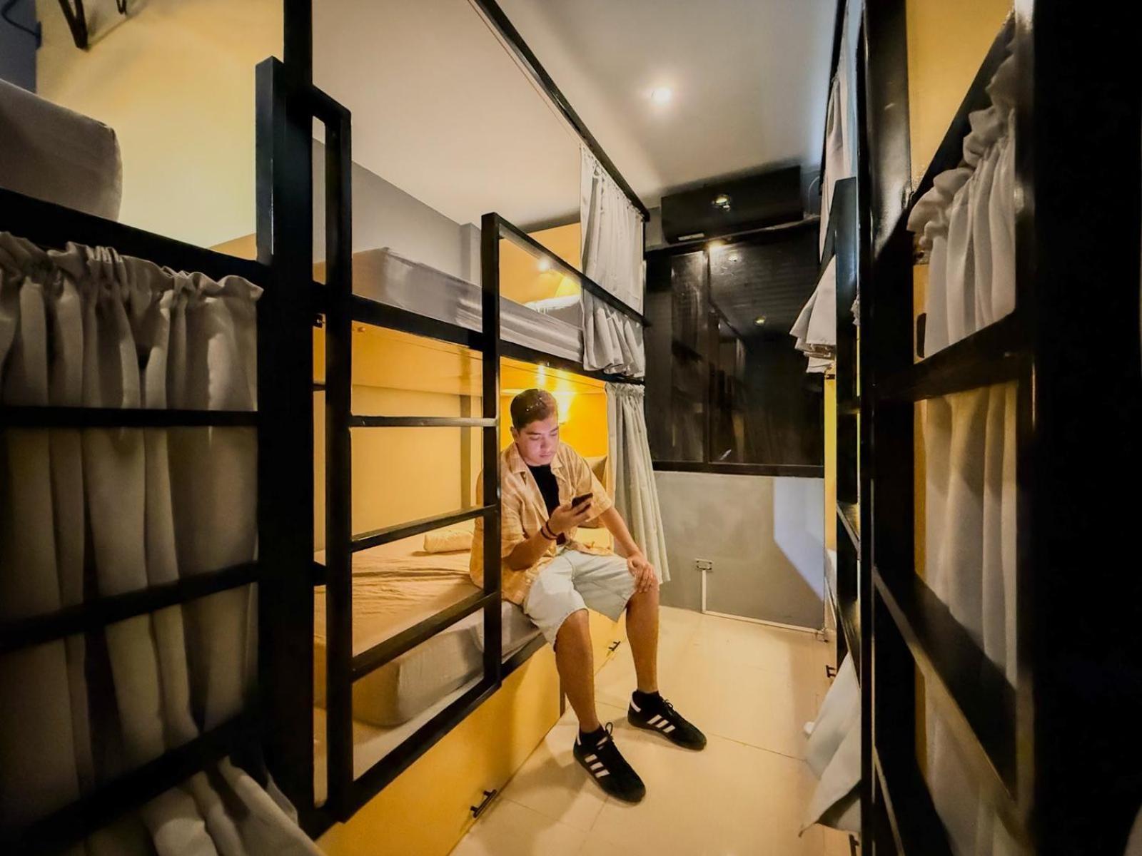 Goofy Ants Hostel Пуэрто-Принцеса Экстерьер фото